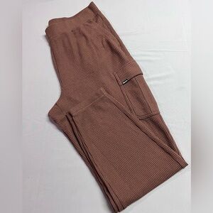 Bench Women’s Brown Waffle Cargo Lounge Pants  NWOT